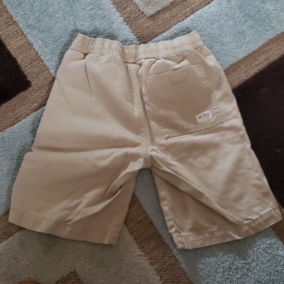 Children's place tan shorts - Picture 2 of 2